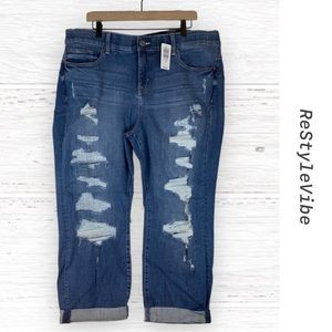 TORRID Women’s Size 22 Denim Jeans Bombshell Straight High Rise Crop Stretch NWT